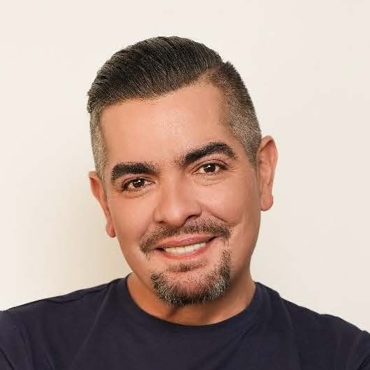Aarón Sánchez